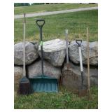 MANURE RAKE, SHOVEL, SNOW SHOVEL, BROOM