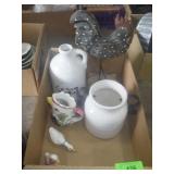 WOODEN ROOSTER, CERAMIC ROOSTER PITCHER (CHIP)>>>>