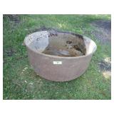 VINTAGE CAST IRON CAULDRON **BRING HELP** 30 x 16
