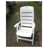 FOLDING RESIN CHAIR