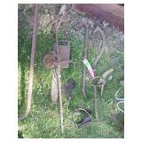 CAST IRON WEIGHT, WEDGE, HOOK, ETC