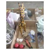 GIRAFFE (REPAIRED EAR), MASK & CANDLE HOLDER >>>>>