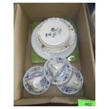 VINTAGE MEAKIN NORDIC CUP & SAUCERS, VTG PLATES &>