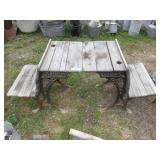 2 VTG SCHOOL DESKS **ATTACH AND MAKE A POTTING >>>