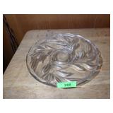 VINTAGE FOOTED CENTERPIECE / CAKE PLATE