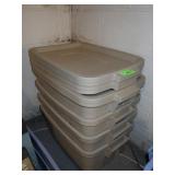 4 STORAGE CONTAINERS