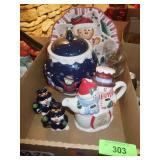 CHRISTMAS BL- COOKIE JAR, S&P, PITCHER, SERVING >>