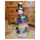 RESIN SNOWMAN DECOR (MISSING ?? IN HAND) 25'
