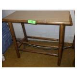 MID CENTURY MODERN RATTAN END TABLE (MATCHES #377>