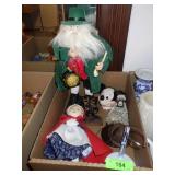 POT OF GOLD ST. NICK, DOLLS, DOLL STANDS, MICKEY>>