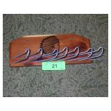 VINTAGE WISCONSIN DELLS TIE RACK SOUVENIR