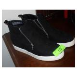TIME & TRUE FAUX SUED ANKLE BOOTS (WOMENS 11)
