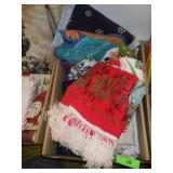 1950'S CHRISTMAS TABLECLOTH, CHRISTMAS RUNNERS>>>