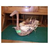 WICKER RATTAN DUCK / SWAN BASKET W/ DRIED VEGGIES