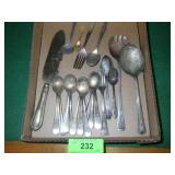 VTG CHARLIE McCARTHY SOUVENIR SPOON & HOPALONG >>>