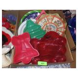 CHRISTMAS PLATTERS, COOKIE TRAYS / SERVING DISHES