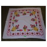 VINTAGE TERRYCLOTH TABLECLOTH - GARDEN THEMED>>>>