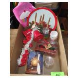 VINTAGE LIGHTED BELLS, CHRISTMAS TRAYS, CUPCAKE>>>