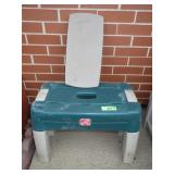 STEP 2 GARDEN KNEELING BENCH & PAD