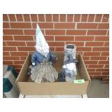 WEATHERED YARD ART BOBBLE HEAD GNOME, BIRDHOUSE>>>
