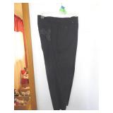 GLORIA VANDERBILT AMANDA EMBROIDERED JEANS 20W