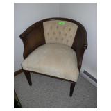 VINTAGE UPHOLSTERED CHAIR