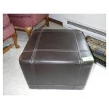 OTTOMAN 18 x 18 x 12