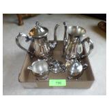 PILGRIM SILVERPLATE CREAM & SUGAR, 2 TEAPOTS *ONE>