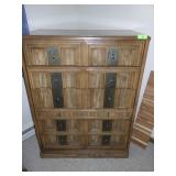 BASSETT CHEST OF DRAWERS - MATCHES #40, 41, 42 &>