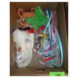 DOG LEASHES, TOYS & DOGGLES