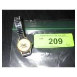 VINTAGE WITTNAUER WATCH (NOT WORKING)