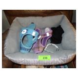 DOG / CAT BED, SMALL DOG HARNESSES, CAT COLLAR &>>
