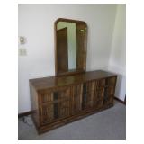 BASSETT DRESSER W/ MIRROR (67" LONG) *BRING HELP*>