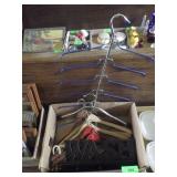 LAUNDRY ROOM 'WASH' HOOK, WOODEN CLOTHES HANGERS>>