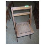 VINTAGE FOLDING CHAIR