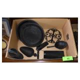 VTG KITCHENWARE - GRATERS, PIE PANS, SCOOP, ETC
