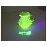 '/ VINTAGE URANIUM GLASS PITCHER