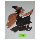 VINTAGE EMBOSSED DIE CUT HALLOWEEN WITCH ON>>>>