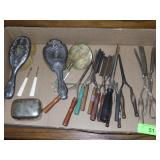 VINTAGE CURLING IRONS, HAND MIRROR (CRACKED), >>>>
