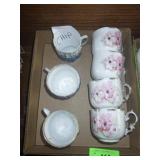 ASST. VINTAGE CUPS **SISTER CUP HAS A CHIP**