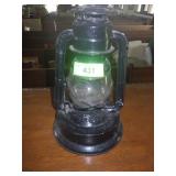 VINTAGE DIETZ KEROSENE LIGHT LAMP