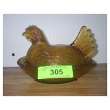 VINTAGE INDIANA GLASS / AMBER HEN ON A NEST