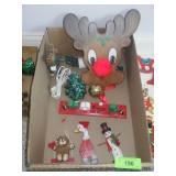 VTG CERAMIC LIGHTED CHRISTMAS TREE, HANDPAINTED>>
