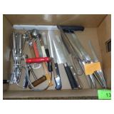 SALADMASTER KNIFE SET, HANDMIXER, PASTRY CUTTER>>