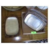 VTG WEAVEWOOD SIZZLER PLATES W/ WALNUT>>