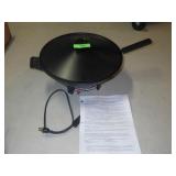 WEST BEND ELECTRIC WOK, APPEARS UNUSED