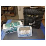 EMPTY VTG GOLD TOE SOCKS BOX & TONKA VW BOX,>>