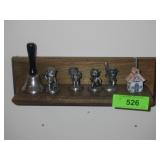MINI SHELF W/ AVON PEWTER FIGURINES, WOOD CHURCH>>