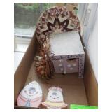 DECORATIVE BIRDHOUSE, QUILTED EMBROIDERY HOOP, >>>