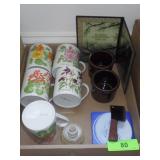 1984 LILLIAN VERNON FLORAL MUGS, STONEWARE CROCS>>